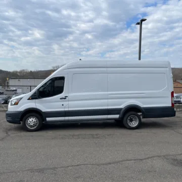 More photos of 2021 Ford Transit-350 at Indy Auto Man - Westfield, IN