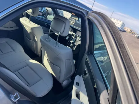 More photos of 2013 Mercedes-Benz E-Class E 350 4MATIC at Indy Auto Man - Westfield, IN