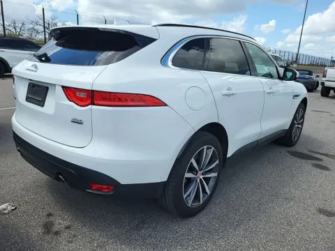 Another view of 2019 Jaguar F-PACE 25t Prestige for sale in Westfield, IN at Indy Auto Man - Westfield