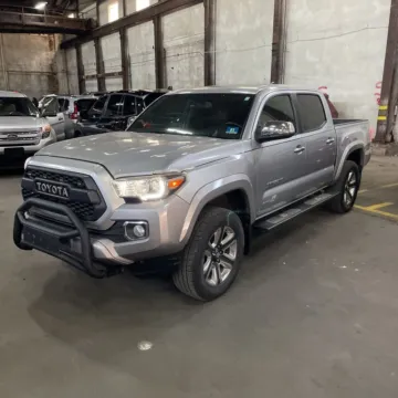 Photos of 2017 Toyota Tacoma Limited V6 for sale in Westfield, IN at Indy Auto Man - Westfield