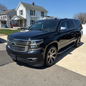 Photos of 2017 Chevrolet Suburban Premier for sale in Westfield, IN at Indy Auto Man - Westfield