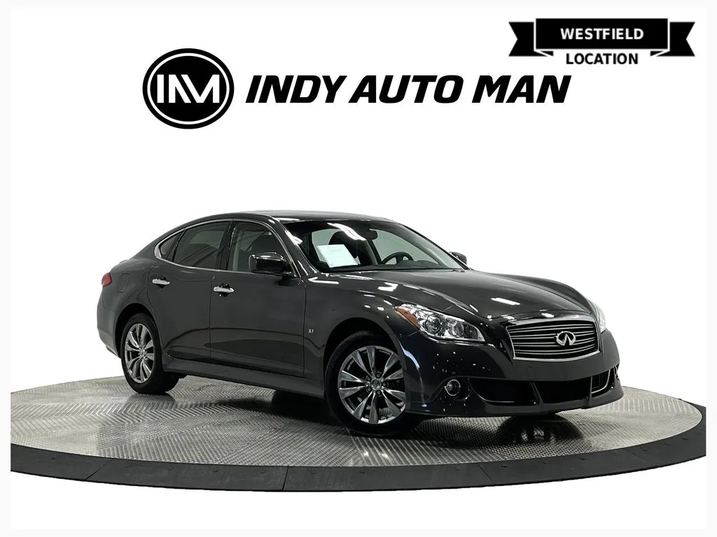 Brown 2014 INFINITI Q70 3.7X for sale in Westfield, IN