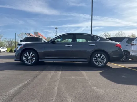 More photos of 2014 INFINITI Q70 3.7X at Indy Auto Man - Westfield, IN