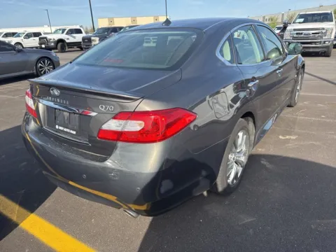 More photos of 2014 INFINITI Q70 3.7X at Indy Auto Man - Westfield, IN
