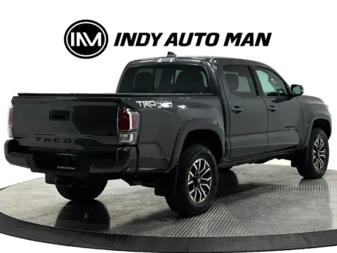 More photos of 2020 Toyota Tacoma TRD Sport V6 at Indy Auto Man - Westfield, IN