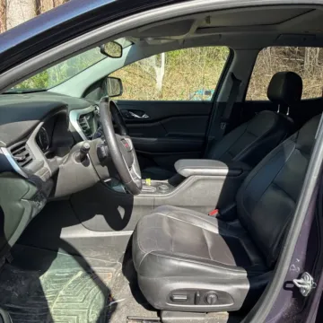 More photos of 2018 GMC Acadia SLT-1 at Indy Auto Man - Westfield, IN