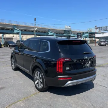 More photos of 2020 Kia Telluride S at Indy Auto Man - Westfield, IN