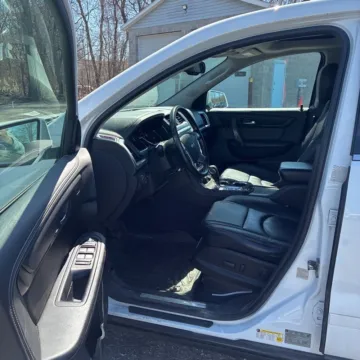 More photos of 2017 GMC Acadia Limited at Indy Auto Man - Westfield, IN