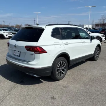 Another view of 2020 Volkswagen Tiguan 2.0T SE 4Motion for sale in Westfield, IN at Indy Auto Man - Westfield