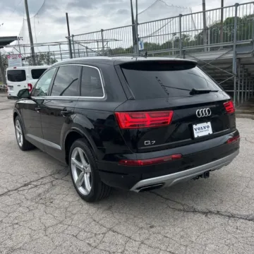 More photos of 2019 Audi Q7 55 Prestige quattro at Indy Auto Man - Westfield, IN