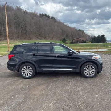 Another view of 2020 Ford Explorer Limited for sale in Westfield, IN at Indy Auto Man - Westfield