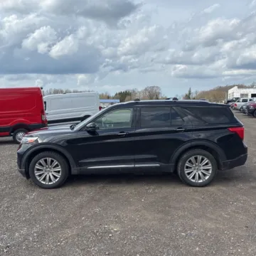 More photos of 2020 Ford Explorer Limited at Indy Auto Man - Westfield, IN
