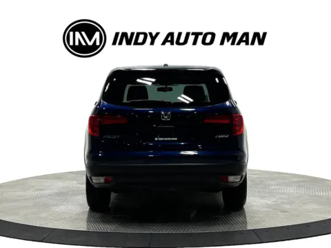More photos of 2016 Honda Pilot EX-L at Indy Auto Man - Westfield, IN