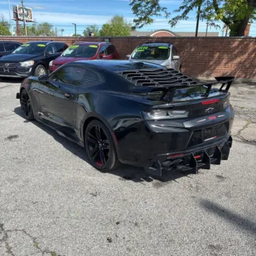 More photos of 2018 Chevrolet Camaro SS 2SS at Indy Auto Man - Westfield, IN