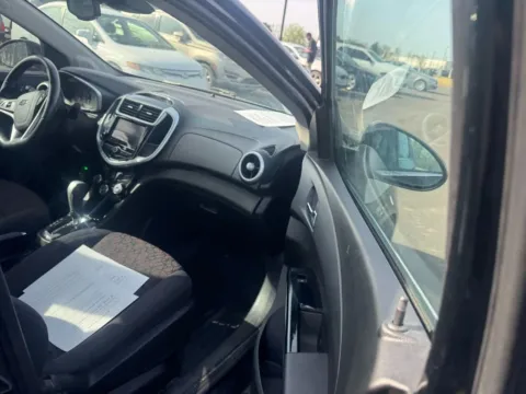 More photos of 2020 Chevrolet Sonic LT at Indy Auto Man - Westfield, IN