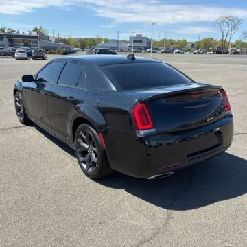 More photos of 2021 Chrysler 300 S at Indy Auto Man - Westfield, IN