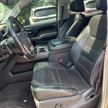 More photos of 2017 GMC Sierra 1500 Denali at Indy Auto Man - Westfield, IN