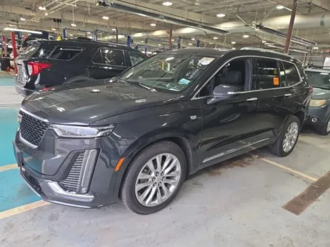 Photos of 2020 Cadillac XT6 Premium Luxury for sale in Westfield, IN at Indy Auto Man - Westfield