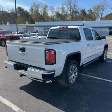 More photos of 2017 GMC Sierra 1500 Denali at Indy Auto Man - Westfield, IN