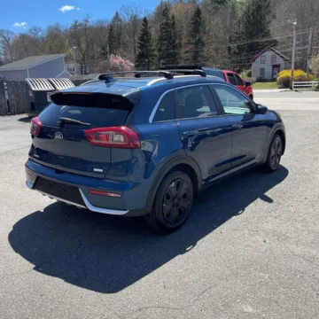 Another view of 2019 Kia Niro LX for sale in Westfield, IN at Indy Auto Man - Westfield