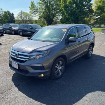 Photos of 2016 Honda Pilot EX-L for sale in Westfield, IN at Indy Auto Man - Westfield