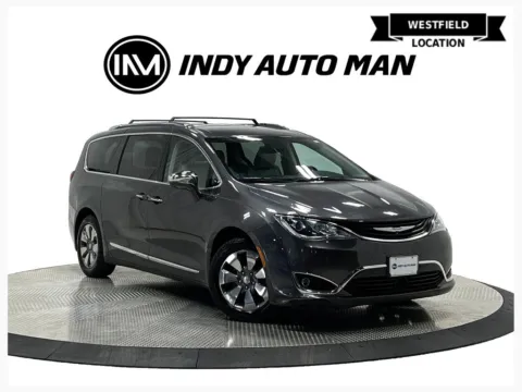 Unknown 2018 Chrysler Pacifica Hybrid Limited for sale in Westfield, IN