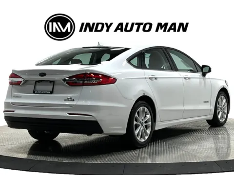 More photos of 2019 Ford Fusion Hybrid SE at Indy Auto Man - Westfield, IN