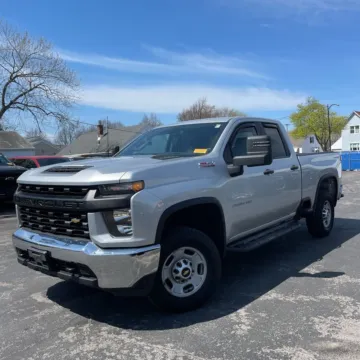 Photos of 2020 Chevrolet Silverado 2500HD Work Truck for sale in Westfield, IN at Indy Auto Man - Westfield