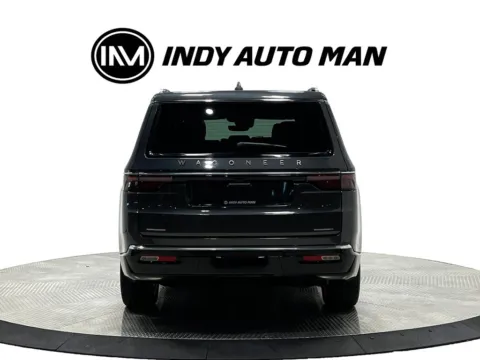 More photos of 2022 Jeep Wagoneer Series III at Indy Auto Man - Westfield, IN
