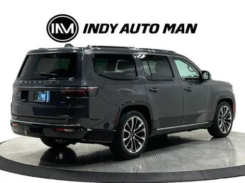 More photos of 2022 Jeep Wagoneer Series III at Indy Auto Man - Westfield, IN