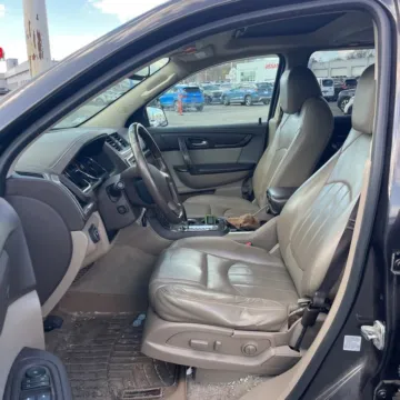 More photos of 2015 GMC Acadia Denali at Indy Auto Man - Westfield, IN