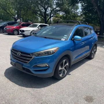 Photos of 2016 Hyundai Tucson Limited for sale in Westfield, IN at Indy Auto Man - Westfield