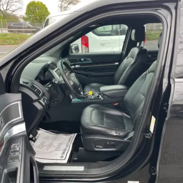 More photos of 2016 Ford Explorer Limited at Indy Auto Man - Westfield, IN