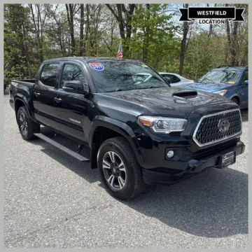 Black 2019 Toyota Tacoma TRD Sport V6 for sale in Westfield, IN