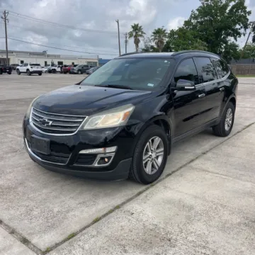Photos of 2016 Chevrolet Traverse 2LT for sale in Westfield, IN at Indy Auto Man - Westfield
