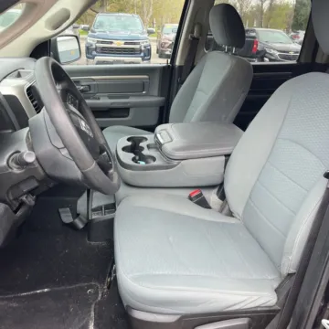 More photos of 2019 Ram 1500 Classic SLT at Indy Auto Man - Westfield, IN