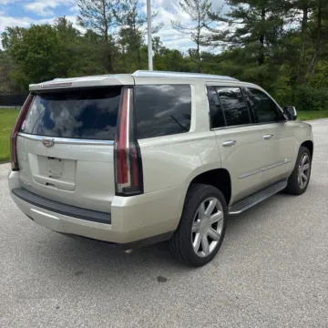 More photos of 2017 Cadillac Escalade Luxury at Indy Auto Man - Westfield, IN
