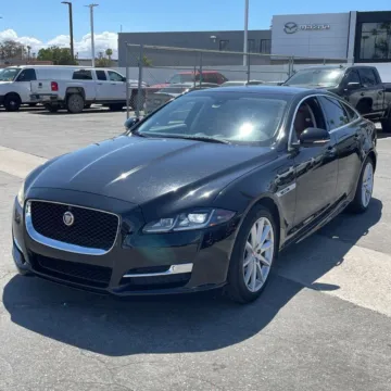 Photos of 2016 Jaguar XJ R-Sport for sale in Westfield, IN at Indy Auto Man - Westfield
