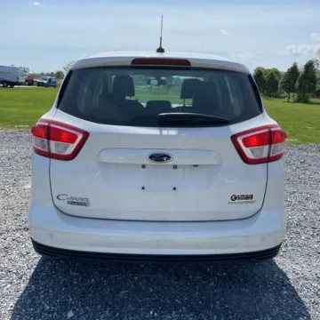 More photos of 2017 Ford C-Max Energi Titanium at Indy Auto Man - Westfield, IN