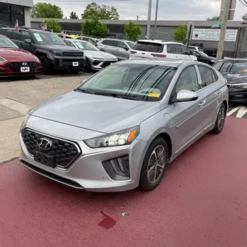 Photos of 2020 Hyundai Ioniq Plug-In Hybrid Limited for sale in Westfield, IN at Indy Auto Man - Westfield