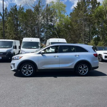 More photos of 2019 Kia Sorento EX Sport at Indy Auto Man - Westfield, IN