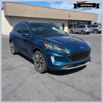 Green 2020 Ford Escape Titanium for sale in Westfield, IN