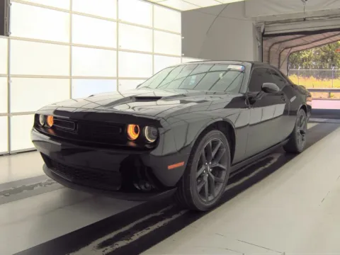 Photos of 2019 Dodge Challenger SXT for sale in Westfield, IN at Indy Auto Man - Westfield