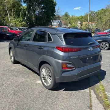 More photos of 2018 Hyundai Kona SEL at Indy Auto Man - Westfield, IN