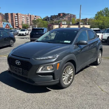 Photos of 2018 Hyundai Kona SEL for sale in Westfield, IN at Indy Auto Man - Westfield