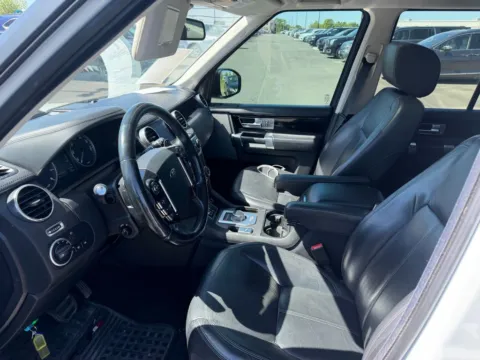 More photos of 2014 Land Rover LR4 at Indy Auto Man - Westfield, IN