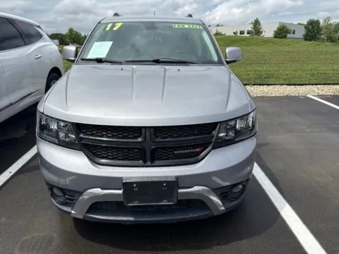 Photos of 2018 Dodge Journey Crossroad for sale in Westfield, IN at Indy Auto Man - Westfield