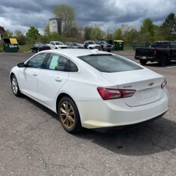More photos of 2020 Chevrolet Malibu LT at Indy Auto Man - Westfield, IN