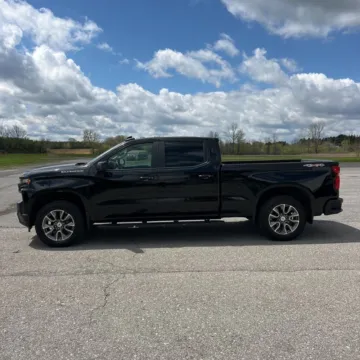 More photos of 2019 Chevrolet Silverado 1500 RST at Indy Auto Man - Westfield, IN