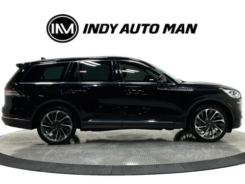 Another view of 2020 Lincoln Aviator Reserve for sale in Westfield, IN at Indy Auto Man - Westfield
